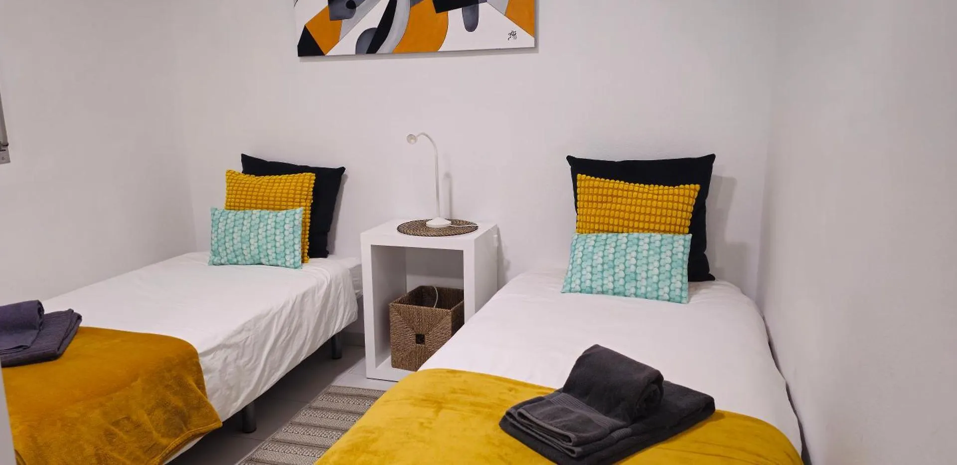 Casa Dos Sinos 2Bedroom Beach Apartment With Terrace Albufeira 0*,  Portugal